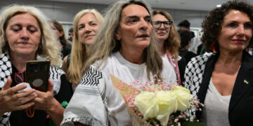 Πέτη Πέρκα για την κράτηση στο Ισραήλ: Χωρίς φαΐ και νερό, λέγαμε συνθήματα