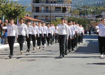 Παρέλαση για τα 113 χρόνια από την Απελευθέρωση των Σερβίων (Φωτογραφίες )