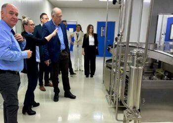 Φλώρινα: Στις εγκαταστάσεις της RGCC o Υπουργός Ανάπτυξης, Τάκης Θεοδωρικάκος