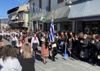 Βελβεντό: Η μεγάλη παρέλαση για την Εθνική Επέτειο της 28ης Οκτωβρίου