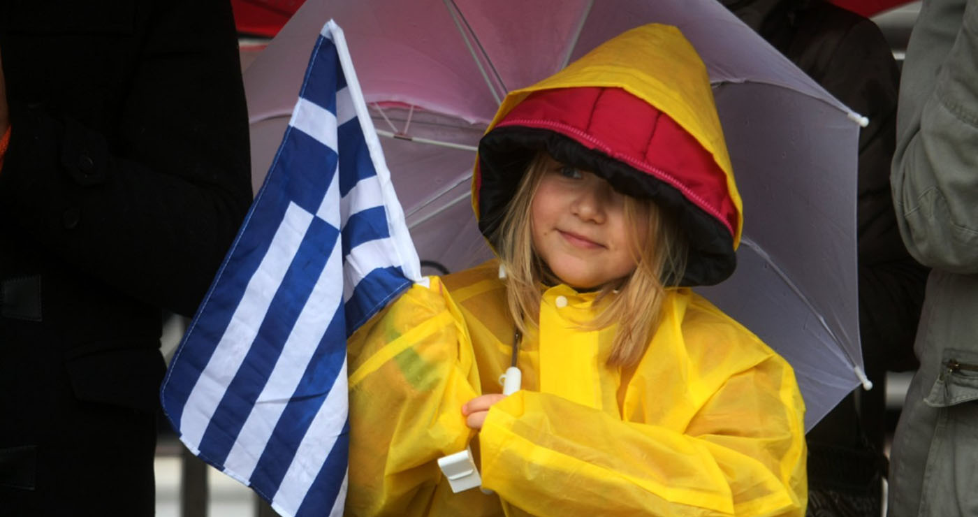 28η Οκτωβρίου: Με τι καιρό θα γίνουν οι παρελάσεις, πού θα χρειαστεί ομπρέλα