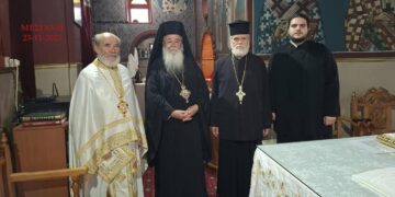 Στον Ιερό Ναό του Αγίου Γεωργίου στη Μεσιανή, ο Μητροπολίτης Σερβίων και Κοζάνης κ. Παύλος χειροθετεί τον Νικόλαο Κανταρτζή σε Πρωτοπρεσβύτερο, με την παρουσία άλλων κληρικών και διακονητών. μεσιανή πρωτοπρεσβύτερος