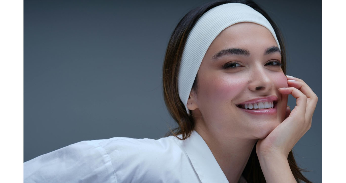 3 καθημερινές συνήθειες που επηρεάζουν το χρώμα των δοντιών