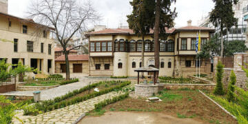 Κοζάνη: Πανηγυρίζει η Αγία Αικατερίνα, Προστάτις του Επισκοπικού Μεγάρου