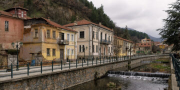 Πρέσπες-Φλώρινα-Νυμφαίο: Road trip σε κινηματογραφικά τοπία