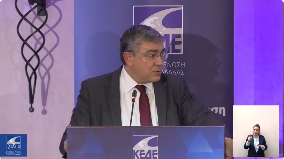 «Δεν είναι μελέτη χωροθέτησης των μονάδων η ΣΜΠΕ για την καύση απορριμμάτων»- Η τοποθέτηση Γραφάκου στο συνέδριο της ΚΕΔΕ