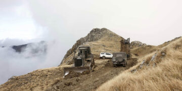 Τα μυστήρια του Γράμμου – Τι γίνεται με τη διάνοιξη δρόμου στην αλπική ζώνη