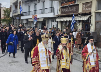 Διπλή γιορτή για την Καστοριά – Εορτάζει την Επέτειο Απελευθέρωσης και τον Πολιούχο της (Βίντεο + Φωτογραφίες)