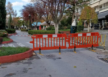 Πτολεμαΐδα: Μετ’ εμποδίων η κυκλοφορία των οχημάτων στο κέντρο της πόλης λόγω έκτακτων εργασιών