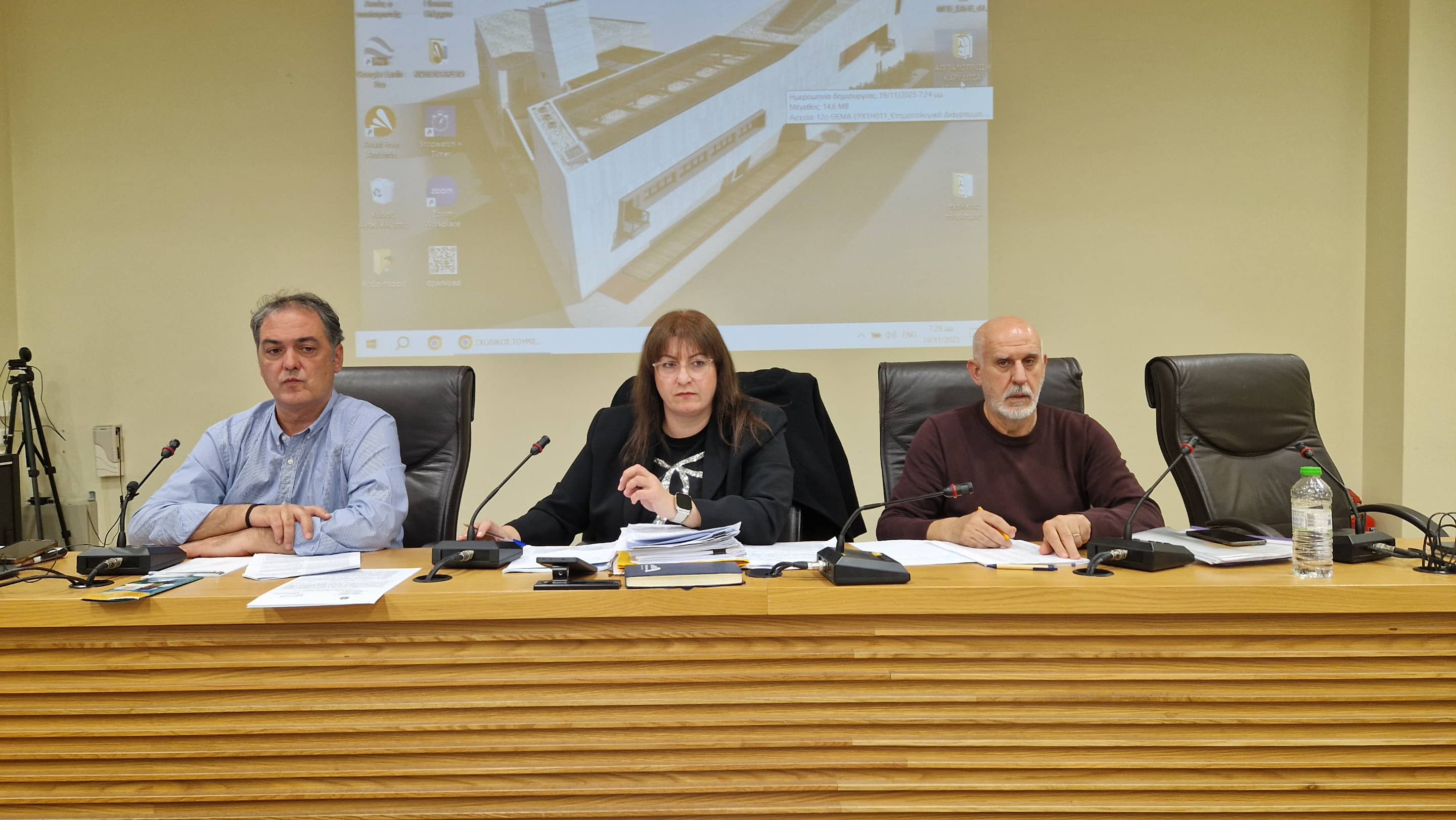 «Υπεύθυνη η Πτολεμαΐδα για τα 630.000 ευρώ»- Θολά επιχειρήματα, μετατόπιση ευθυνών και αντιφάσεις για τα ανταποδοτικά των ΑΠΕ από τη δημοτική αρχή Κοκκαλιάρη