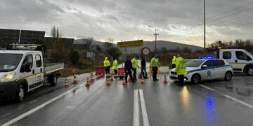 Η επίσημη ανακοίνωση της Αστυνομίας για τη διακοπή κυκλοφορίας στην Ε.Ο. Κοζάνης – Λάρισας (Διασταύρωση Λιβαδερού)
