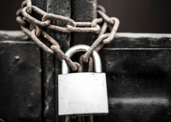 Σήμα κινδύνου από τους εκπαιδευτικούς: «Μην κλείσετε σχολεία στην Κοζάνη – Η περιοχή ερημώνει»