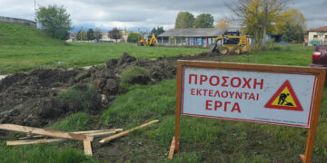 Φωτεινό “λίφτινγκ” στο Πάρκο Εκτάκτων Αναγκών – Ξεκίνησε η τοποθέτηση νέου ηλεκτροφωτισμού (ρεπορτάζ της Κούλας Πουλασιχίδου)