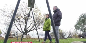 Παρόρειο Γρεβενών: Το τολμηρό ζευγάρι που δεν εγκαταλείπει το χωριό του τον χειμώνα