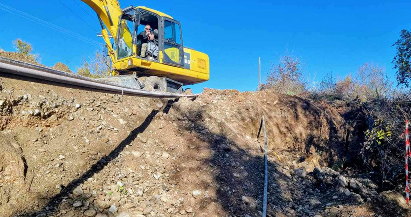 Πύργοι: Παραλίγο ζημιά σε καλώδια οπτικών ινών λόγω πτώσης του δρόμου