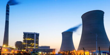 Ρεύμα από πυρηνικά στην Ελλάδα: Τζίρος 2,4 δισ. ευρώ και 8.000 νέες θέσεις εργασίας από σταθμό 1GW