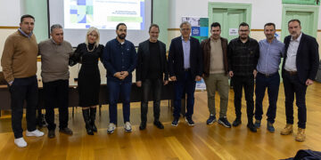 Μεγάλη συμμετοχή στην ημερίδα «Ηλεκτρονικό Εμπόριο, E–shop & Social Media» του Επιμελητηρίου στη Σιάτιστα