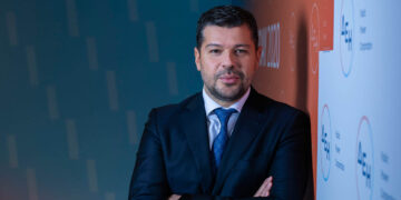 Ισχυρή πορεία για τη ΔΕΗ: EBITDA €1,7 δισ. και άλμα στις ΑΠΕ με έργα σε Πτολεμαΐδα και Αμύνταιο