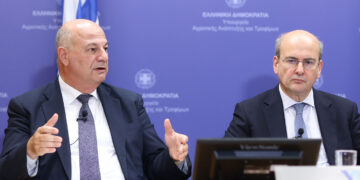 Πότε η πληρωμή προκαταβολής της βασικής ενίσχυσης για τους αγρότες – Στα 3,7 δισ. ευρώ οι πόροι στον πρωτογενή τομέα