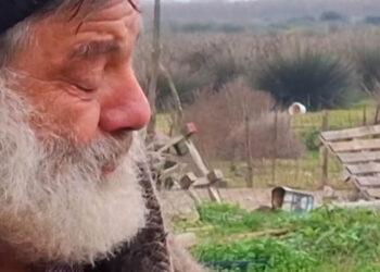 Κατέρρευσε ο κτηνοτρόφος που αποχαιρέτησε με δάκρυα τα 450 πρόβατά του, νοσηλεύεται με συμπτώματα εγκεφαλικού