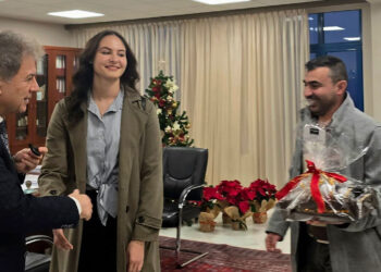 Οικογένειες από τον οικισμό της Αγ. Μαγδαληνής Κοζάνης υποδέχθηκε ο περιφερειάρχης