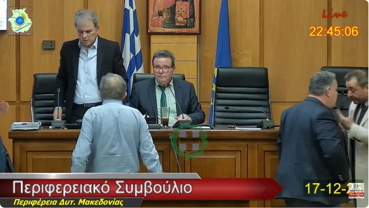 Μετάβαση σε… ρινγκ- Παραλίγο στα χέρια Βύζας- Μπαρδάκας στο Περιφερειακό Συμβούλιο- Πολίτες κινήθηκαν εναντίον του Δημάρχου Γρεβενών(video)