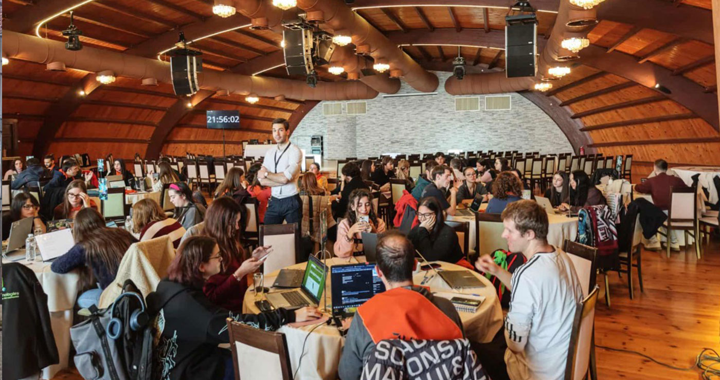 Κοζάνη: 80 νέοι διαγωνίζονται για ένα 24ωρο, αντιμετωπίζοντας προκλήσεις που τους θέτουν εταιρείες