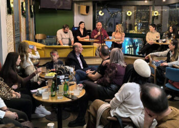 Η Πτολεμαΐδα «αγκάλιασε» το «Είναι έγκλημα χημ…ίου» στην πρώτη του παρουσίαση