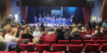 Παρουσία του Σεβασμιωτάτου Μητροπολίτου κ.κ Ειρηναίου η κοινή εκδήλωση του Ειδικού Σχολείου και του 11 του Νηπιαγωγείου Πτολεμαΐδας ! (της Κούλας Πουλασιχίδου)