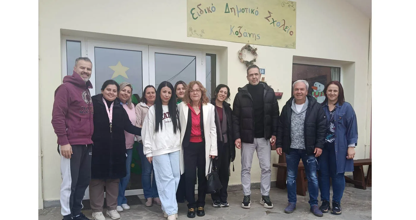 Χριστουγεννιάτικα δώρα στους μαθητές του  Ειδικού Δημοτικού και Νηπιαγωγείου Κοζάνης από τον Σύλλογο Εκπαιδευτικών Πρωτοβάθμιας Εκπαίδευσης