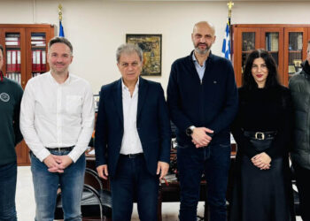 Συνεργασία ΕΚΑΣΔΥΜ – Περιφέρειας: Ενισχύεται το μπάσκετ στη Δυτική Μακεδονία