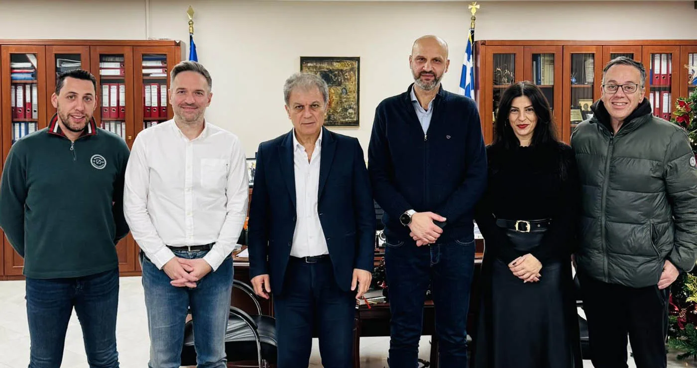 Συνεργασία ΕΚΑΣΔΥΜ – Περιφέρειας: Ενισχύεται το μπάσκετ στη Δυτική Μακεδονία