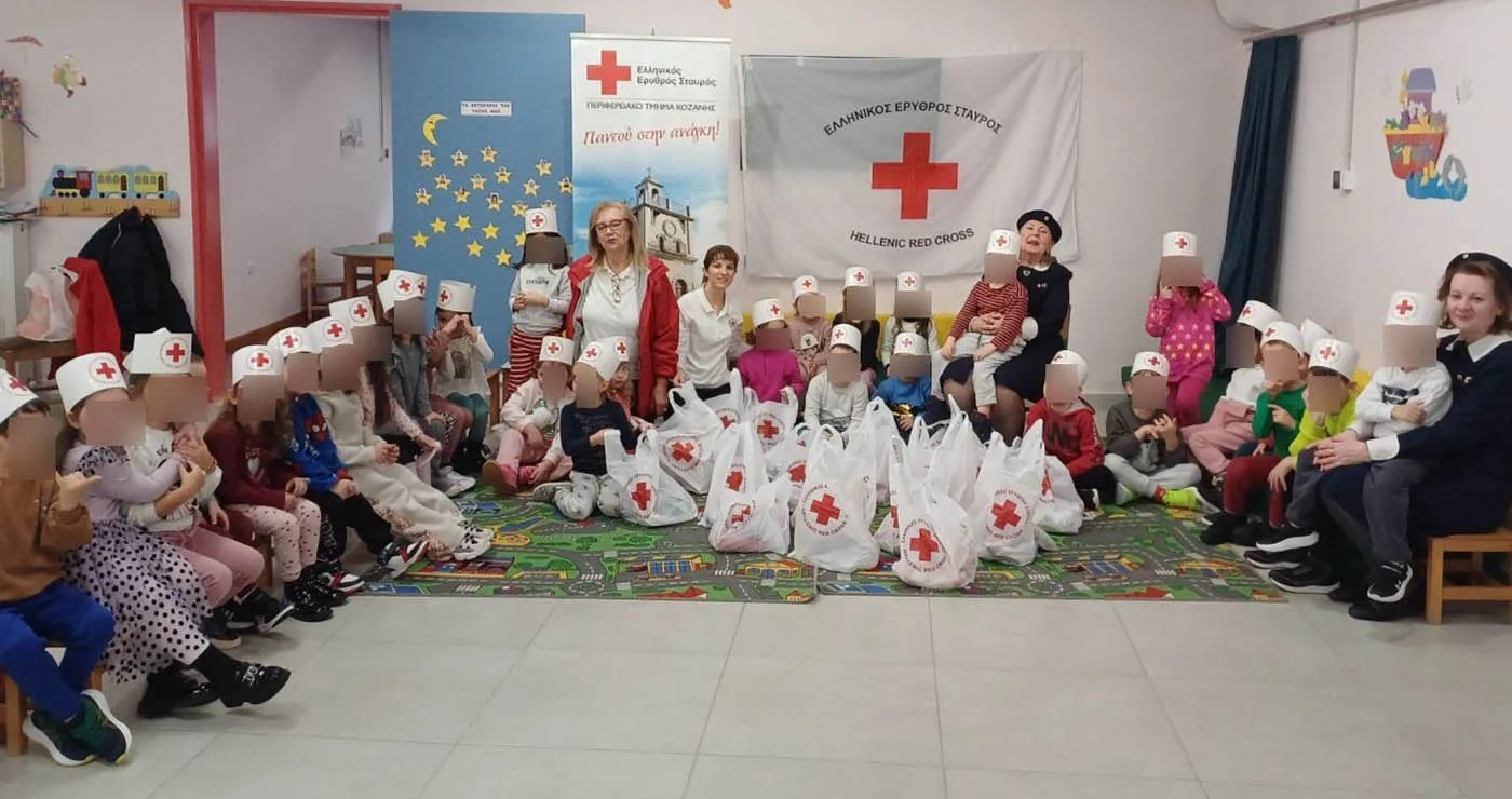 Κοζάνη: 75 δέματα αγάπης από τον Ερυθρό Σταυρό σε ευάλωτους συμπολίτες
