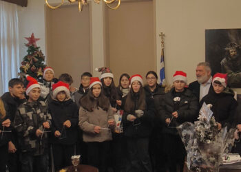 Χριστουγεννιάτικα Κάλαντα στα Γαλλικά στο Δημαρχείο Εορδαίας