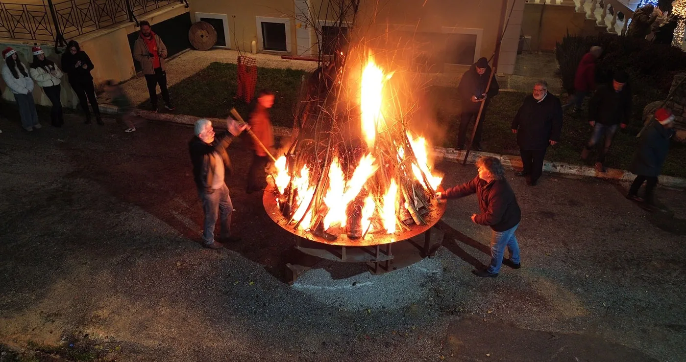 Πτολεμαΐδα: Κόλντα Μπάμπω στον Οικισμό Καρδιάς (ΦΩΤΟ)