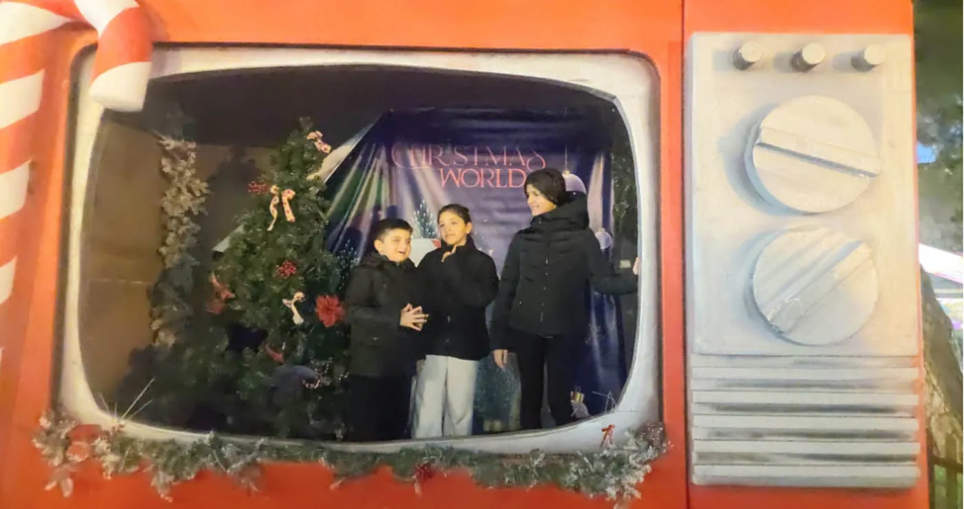 Με ικανοποιητικούς ρυθμούς και τη συμμετοχή φορέων και πολιτών συνεχίζεται το Εορταστικό Πρόγραμμα του Δήμου Εορδαίας! (ρεπορτάζ της Κούλας Πουλασιχίδου)