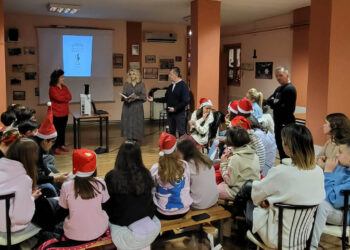 Μαγική Χριστουγεννιάτικη βραδιά για τα παιδιά από την «Κόζιανη»