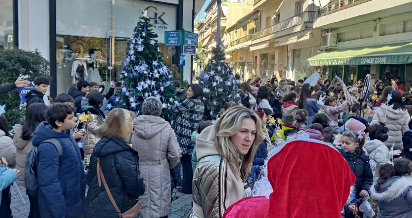 Πτολεμαΐδα: Για 5η συνεχόμενη χρονιά στολίζονται τα Χριστουγεννιάτικα Δέντρα του Make a Wish (Βίντεο + Φωτογραφίες)