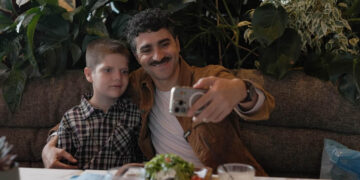 Ο μικρός Λουκάς από την Καστοριά συνάντησε τον “Άγιο Παΐσιο” μέσα από το Make a Wish Greece – Το δώρο που του έκανε ο Προκόπης Αγαθοκλέους