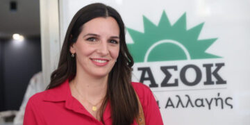 Διευκρινίσεις Μαρκογιαννάκη για τους “κρότους” στη συγκέντρωση του ΕΛΓΑ στην Κοζάνη: Δεν έγινε αναφορά σε «χειροβομβίδες», δεν «επικράτησε απόλυτη ησυχία»