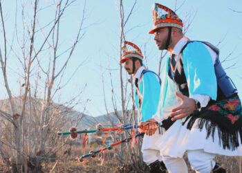 Το σποτ για το κορυφαίο έθιμο των Μωμόγερων σε Κοζάνη και Εορδαία (Βίντεο)