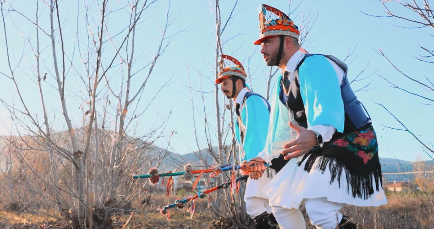 Το σποτ για το κορυφαίο έθιμο των Μωμόγερων σε Κοζάνη και Εορδαία (Βίντεο)