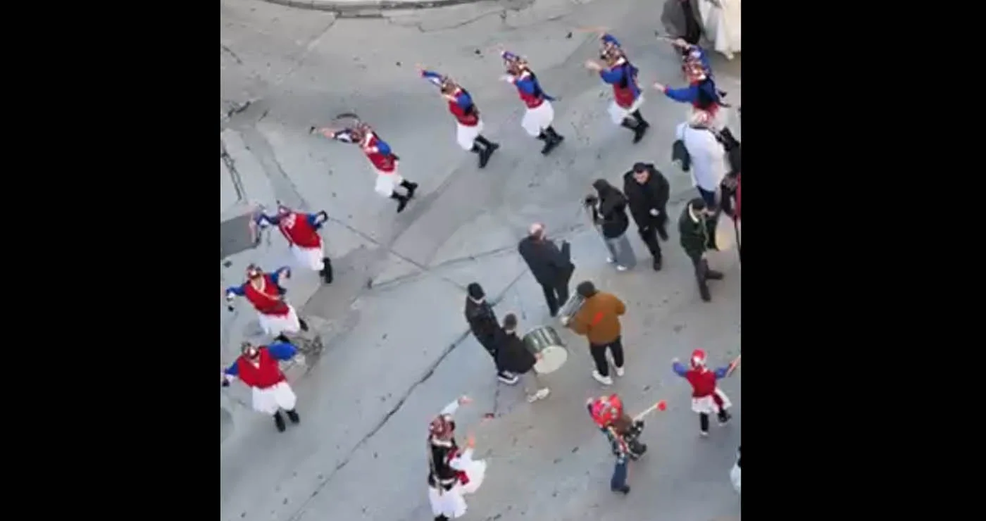 Οι Μωμόγεροι του Ποντιακού Συλλόγου ξεσήκωσαν την Πτολεμαΐδα (Βίντεο)