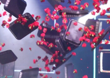 Χριστούγεννα: Sold out μπουζούκια & μουσικές πίστες