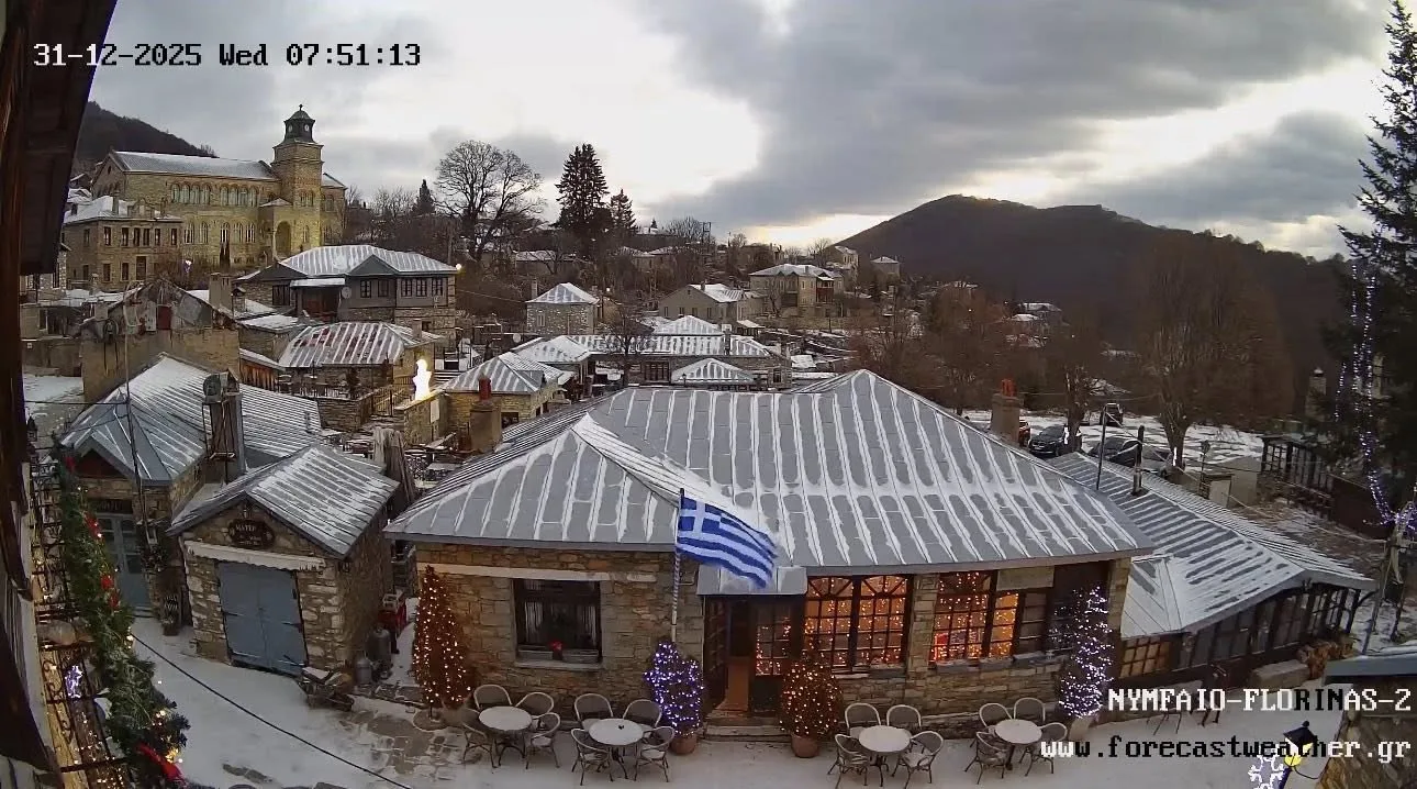 Χιονοπτώσεις μικρής έντασης στη Δ. Μακεδονία (εικόνες)