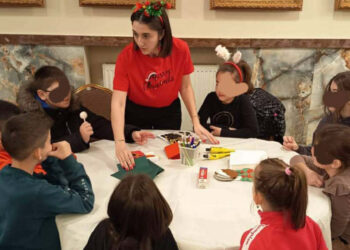 Όταν τα παιδιά αναλαμβάνουν Χριστουγεννιάτικες δράσεις ανθρωπιάς και κοινωνικής αλληλεγγύης! (της Κούλας Πουλασιχίδου)