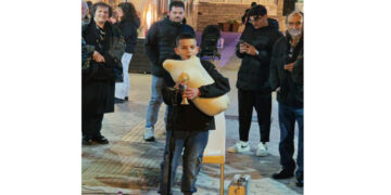 Μικρός Πτολεμαϊδιώτης ανέδειξε το ταλέντο του στο αγγείο (Βίντεο)