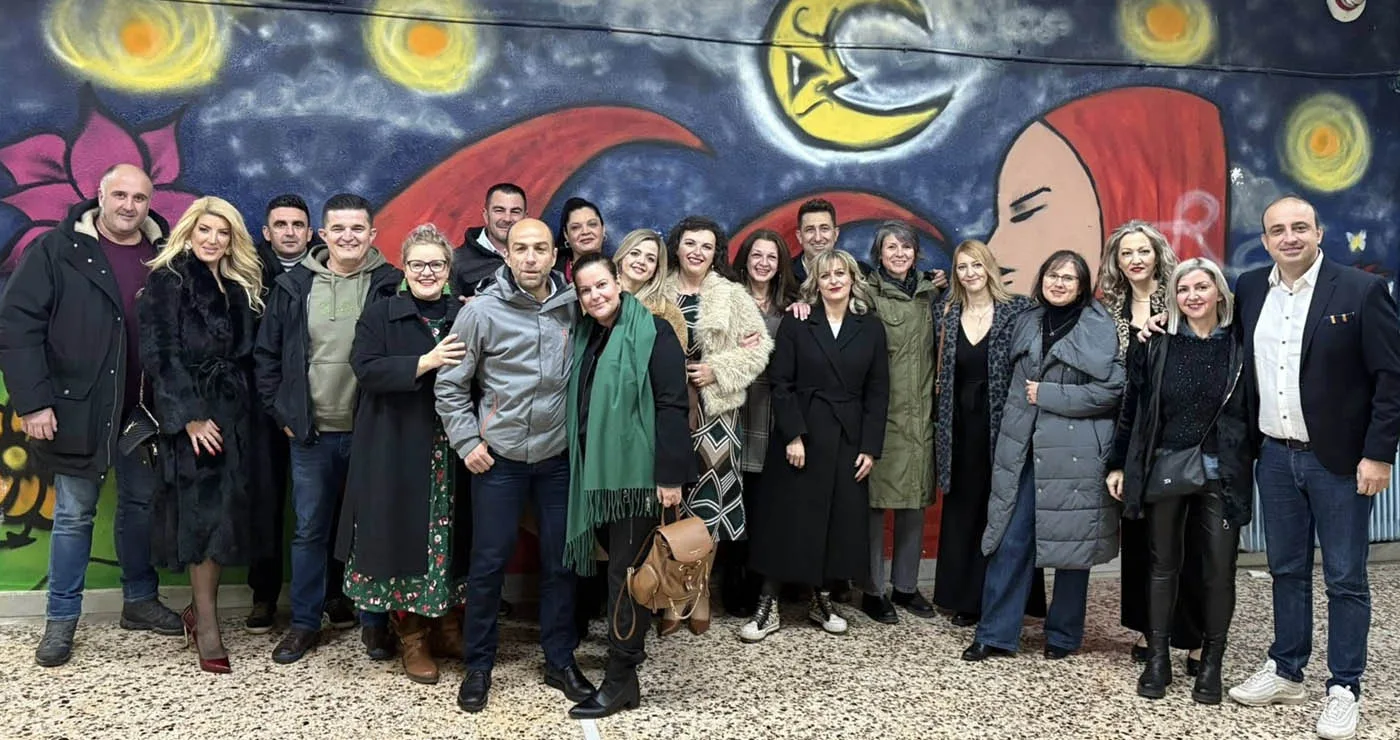 Αντάμωσαν ξανά οι απόφοιτοι του 1998 του ΓΕΛ Αμυνταίου – Συγκινητικό reunion μετά από 27 χρόνια