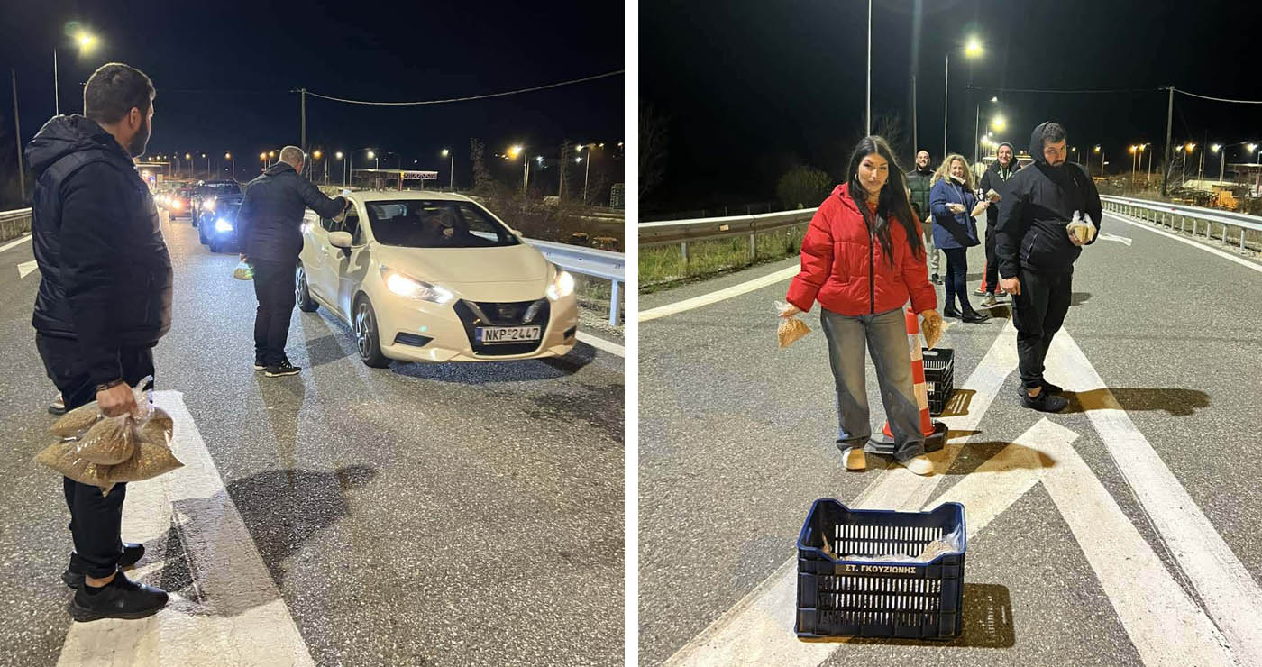 Αγρότες από το Βέρμιο και την Καστοριά μοίρασαν τα προϊόντα τους σε όσους πέρασαν από το μπλόκο στα διόδια Σιάτιστας (Βίντεο)