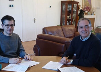 Σύμβαση 59 χιλιάδων ευρώ για γήπεδα της Κοζάνης: Νέος χλοοτάπητας και παρεμβάσεις σε γήπεδα 5×5